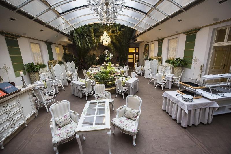 Golden Royal Boutique & Hotel 4*