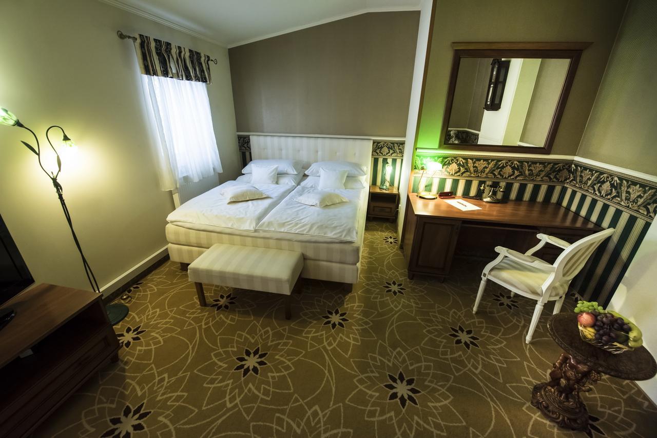 Golden Royal Boutique & Hotel